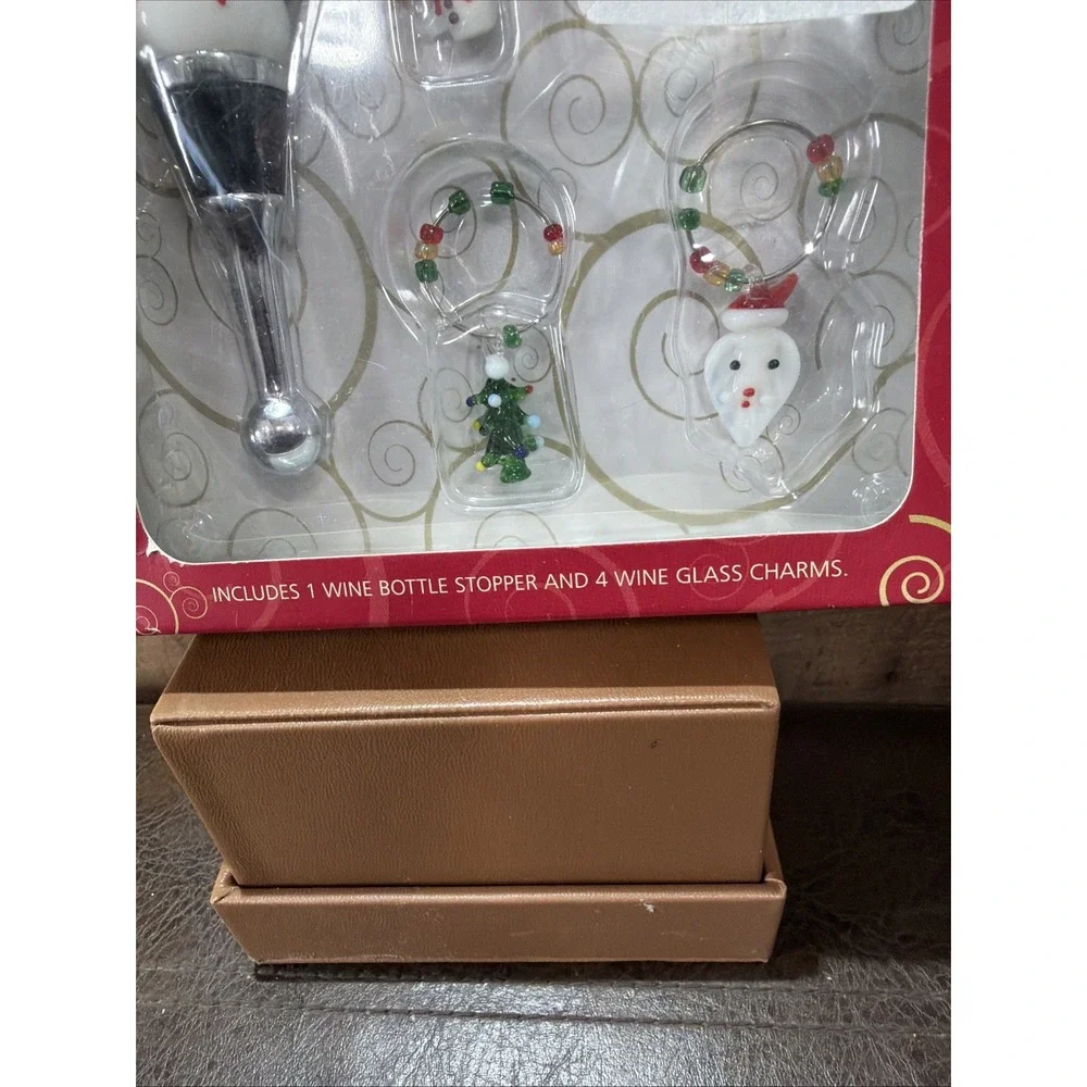 Festive Christmas Snowman Wine Bottle Stopper & 4 Wine Glass Charms Set